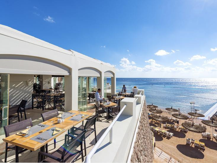 Reef Oasis Beach Resort