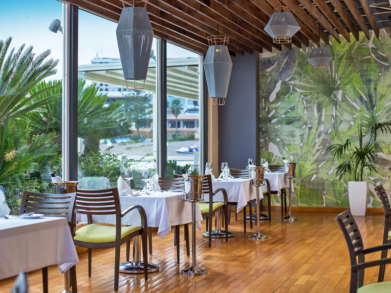Eden Roc Resort
