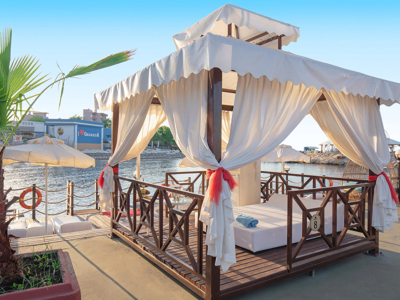 Hotel Granada Luxury Okurcalar