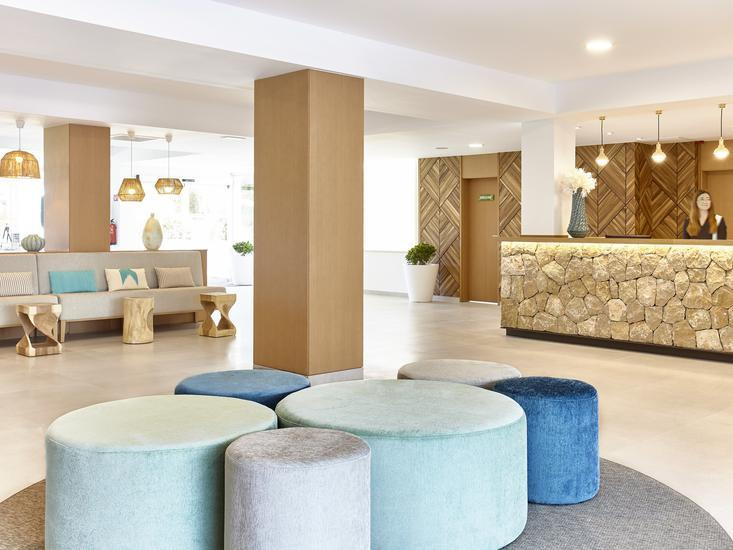 Castell Royal Universal