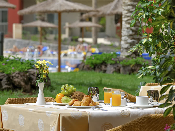 Elba Carlota Beach & Golf Resort 