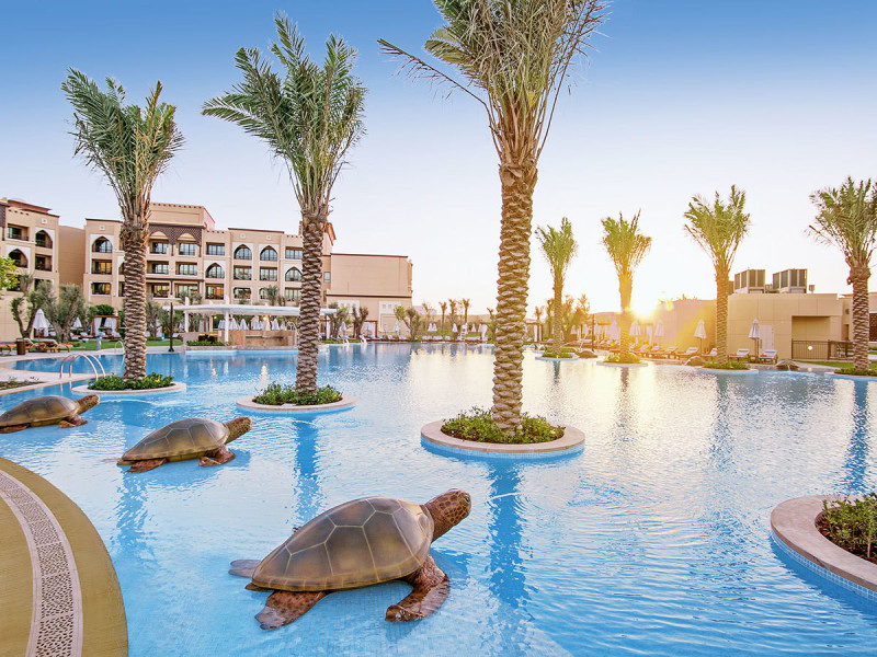 Saadiyat Rotana Resort & Villas