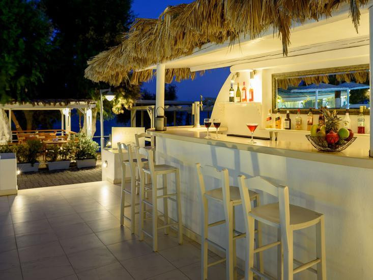Alesahne Beach Hotel