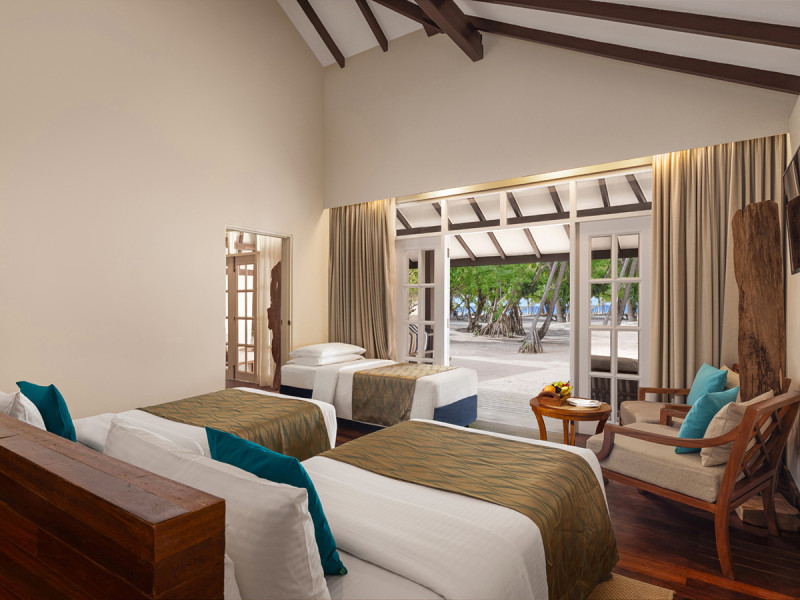 Adaaran Select Meedhupparu Island Resort