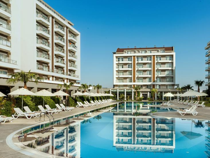 Greenwood Suites Resort