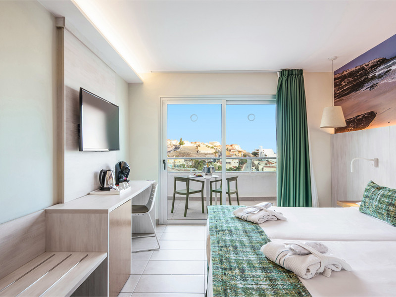 Hotel Fergus Cactus Garden