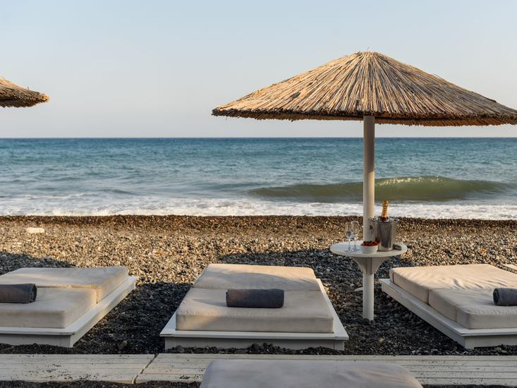 Alesahne Beach Hotel
