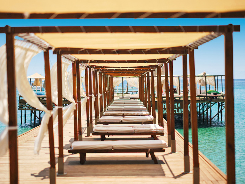 Laur Hotels Experience Elegance