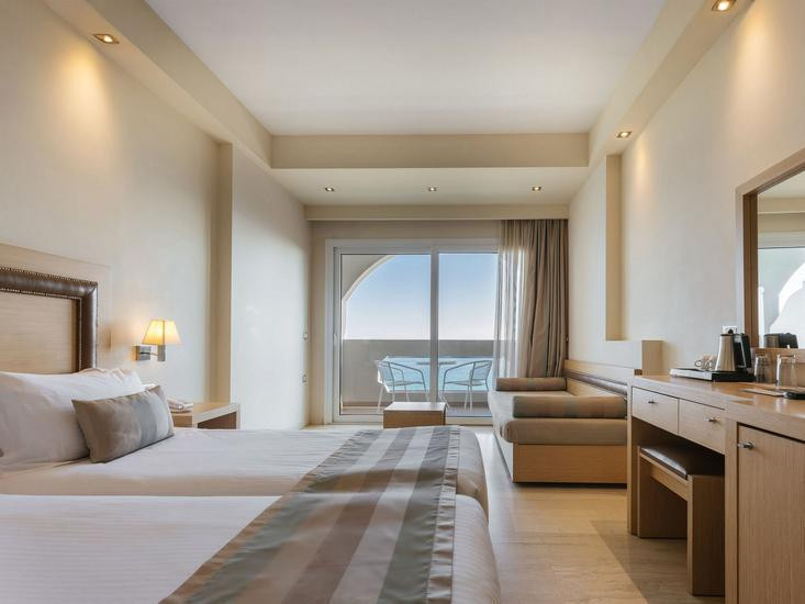 Alexandra Beach Resort