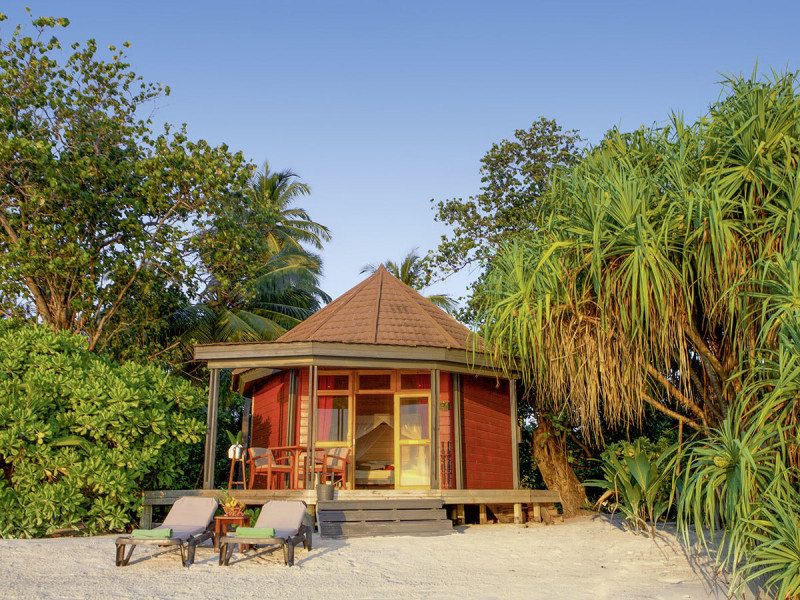 Komandoo Island Resort & Spa 