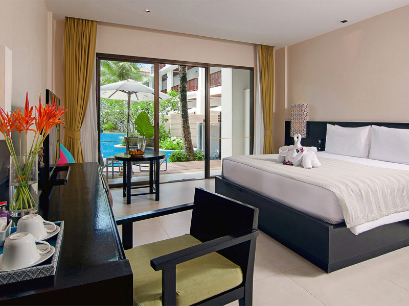 Apsara Beachfront Resort & Villa