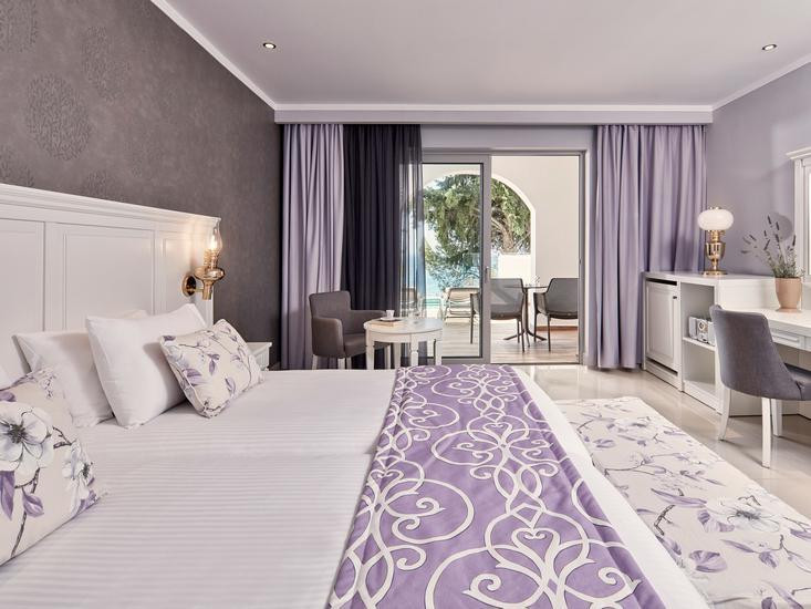 Esperos Village Blue &Spa