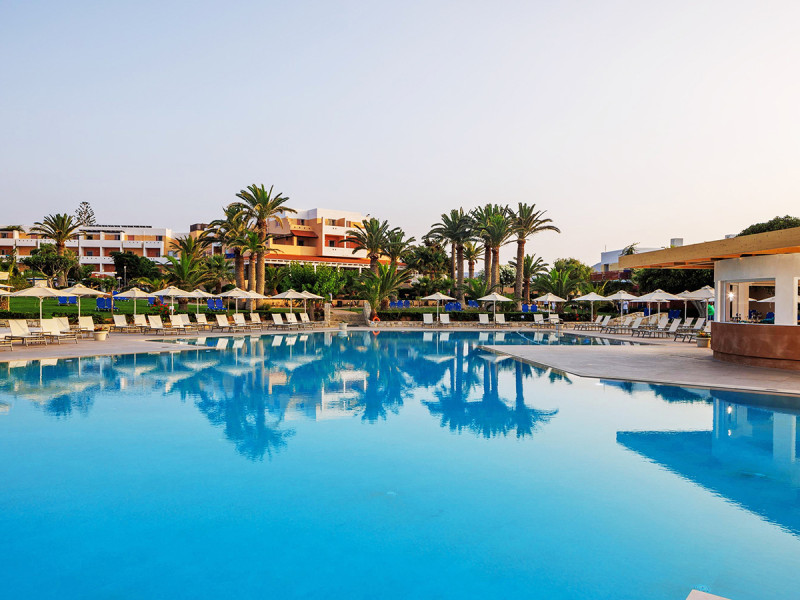 Anissa Beach & Village Hotel