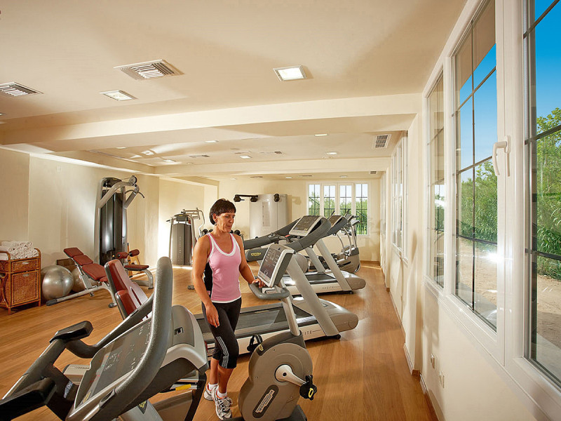 St. George's Bay Country Club - Adults Only