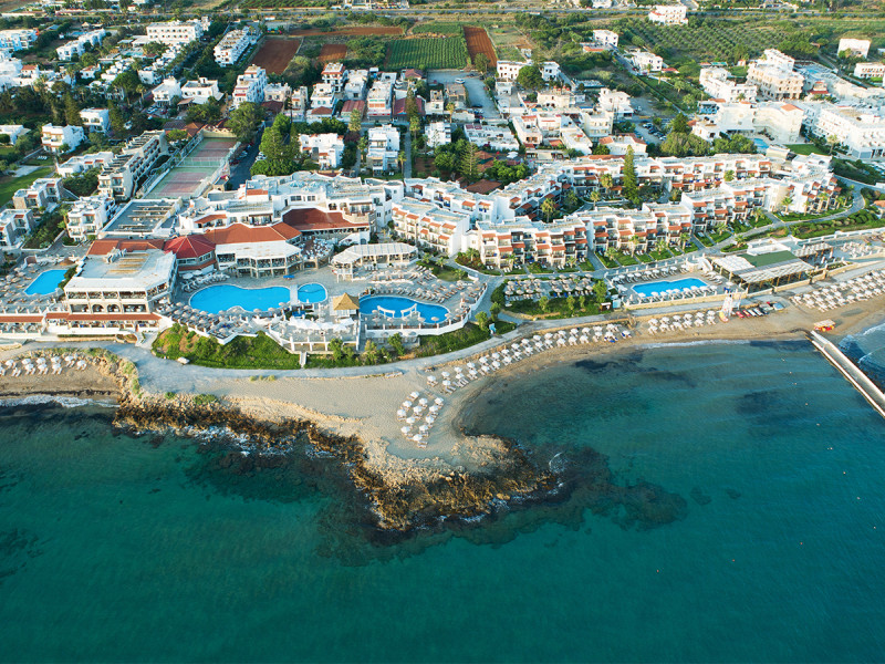 Alexander Beach Hotel & Village