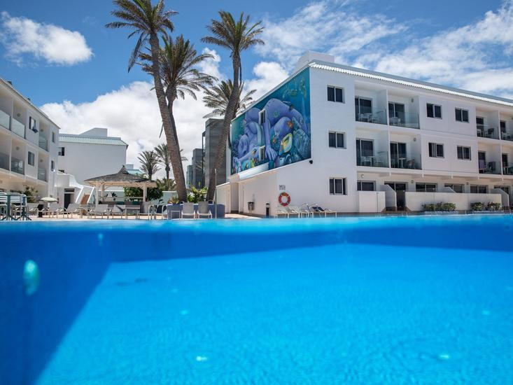 Surfing Colors Aptos