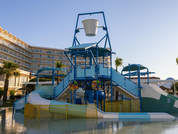 Pegasos Deluxe BeachHotel