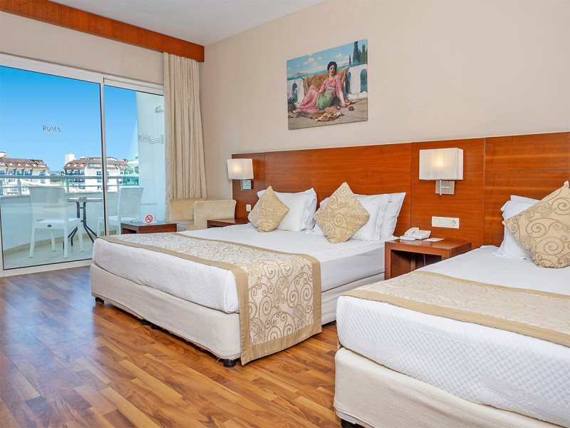 Roma Beach Resort & Spa