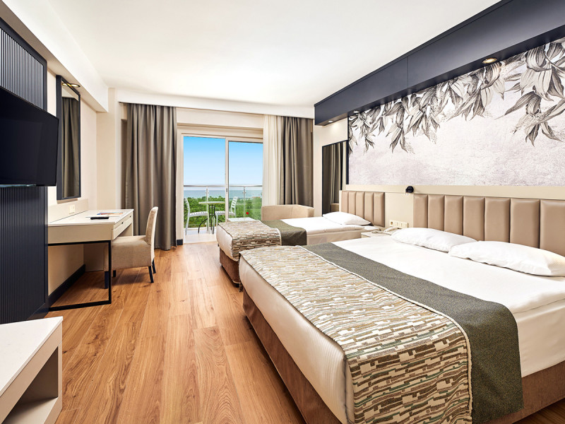 Seaden Sea World Resort & Spa