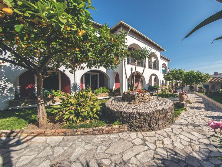 Iliada Beach Hotel