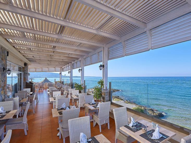 Alexander Beach Hotel