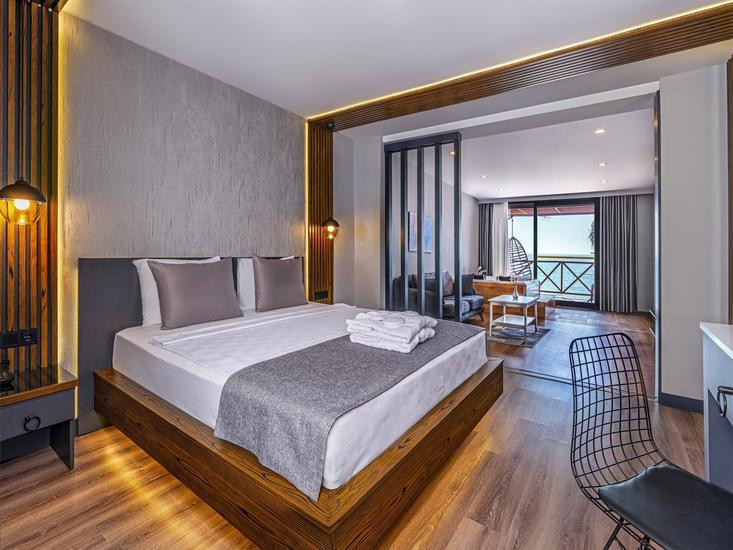 Adora Calma Beach Hotel