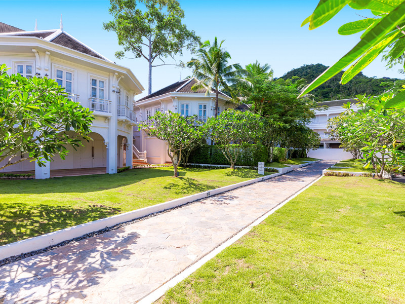 Outrigger Koh Samui Beach