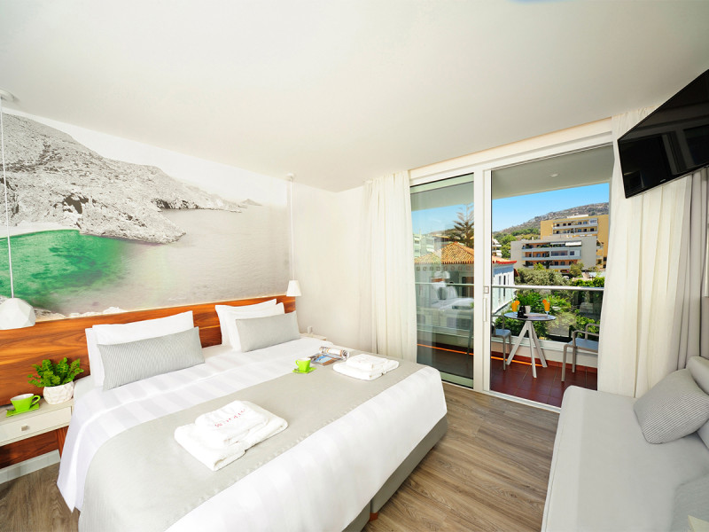 Atrium Ambiance Hotel