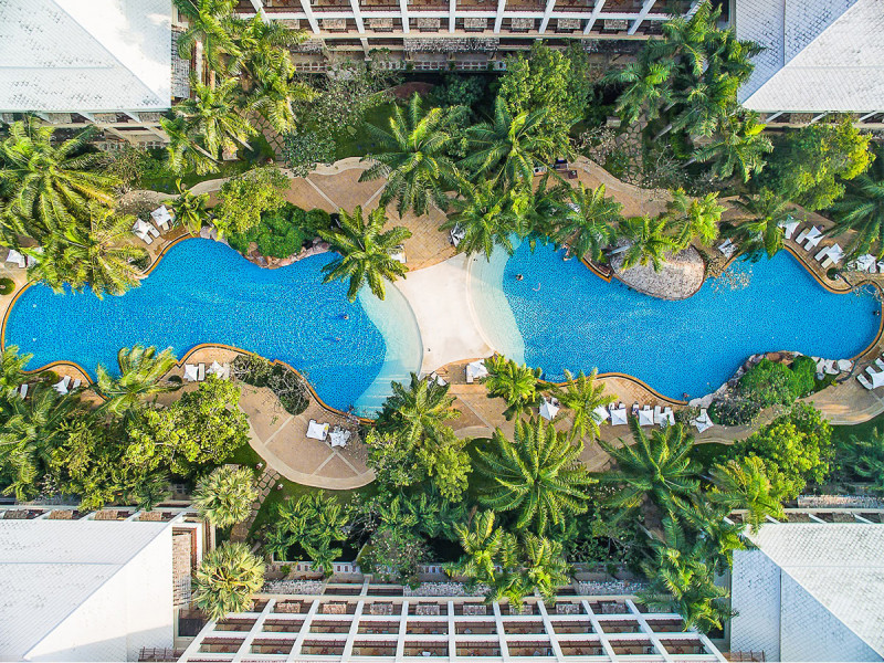 Ravindra Beach Resort 