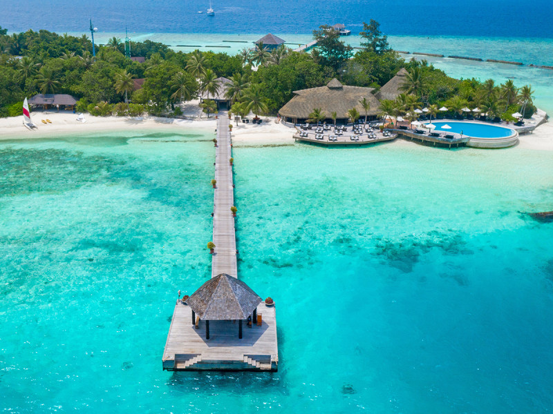 Komandoo Island Resort & Spa 