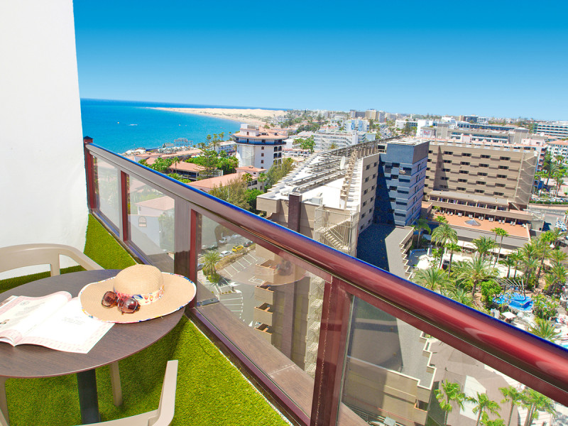 Hotel Corona Roja