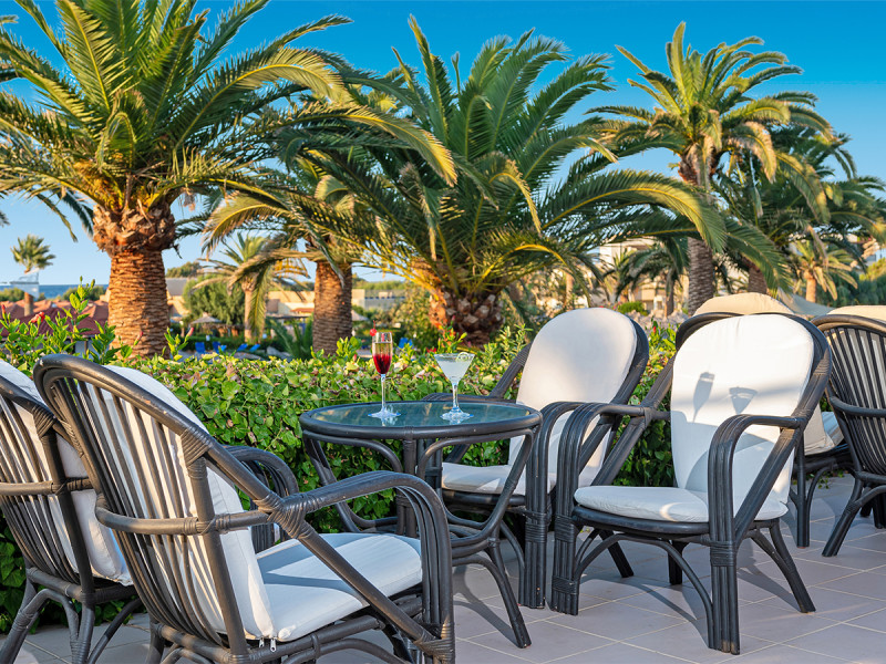 Anissa Beach & Village Hotel