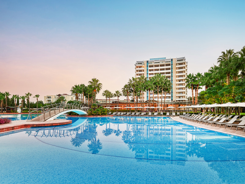 Hotel Lara Barut Collection