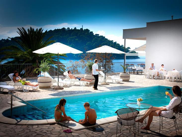 Aminess Younique Lume