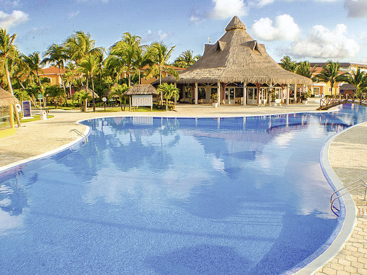 Ocean Maya Royale by H10