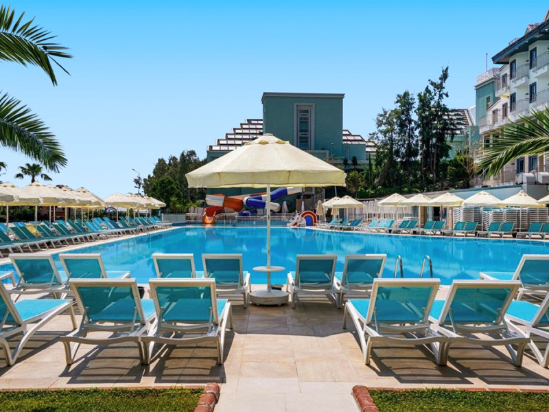 Hotel Side Aluna