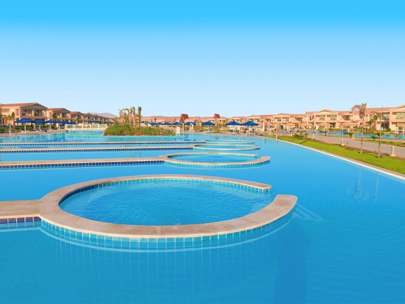 Pickalbatros Sea World Resort