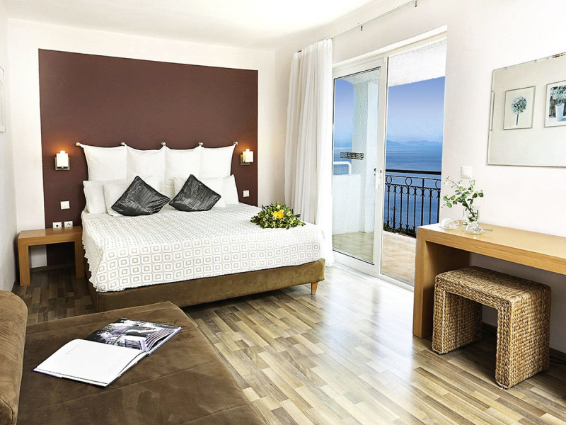 Pantokrator Hotel