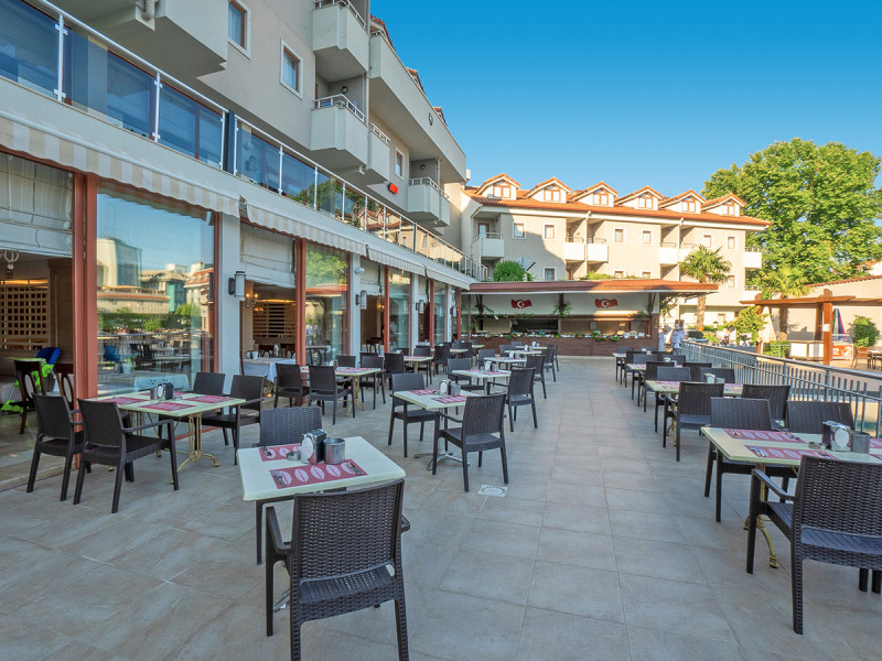 Monachus Hotel & Spa