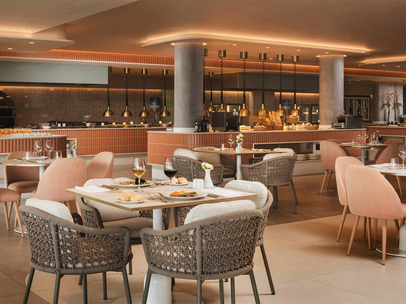 Plus Fariones Suite Hotel