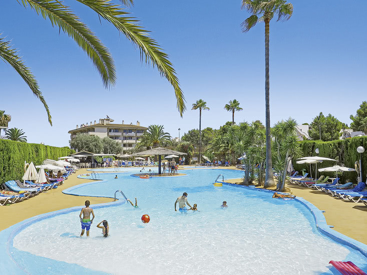 Hotel JS Porto Colom Suites