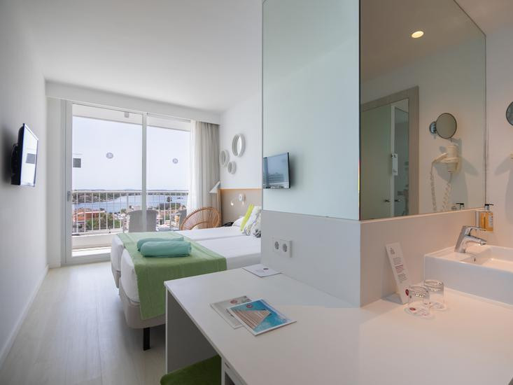 JS Sol De Alcudia Hotel