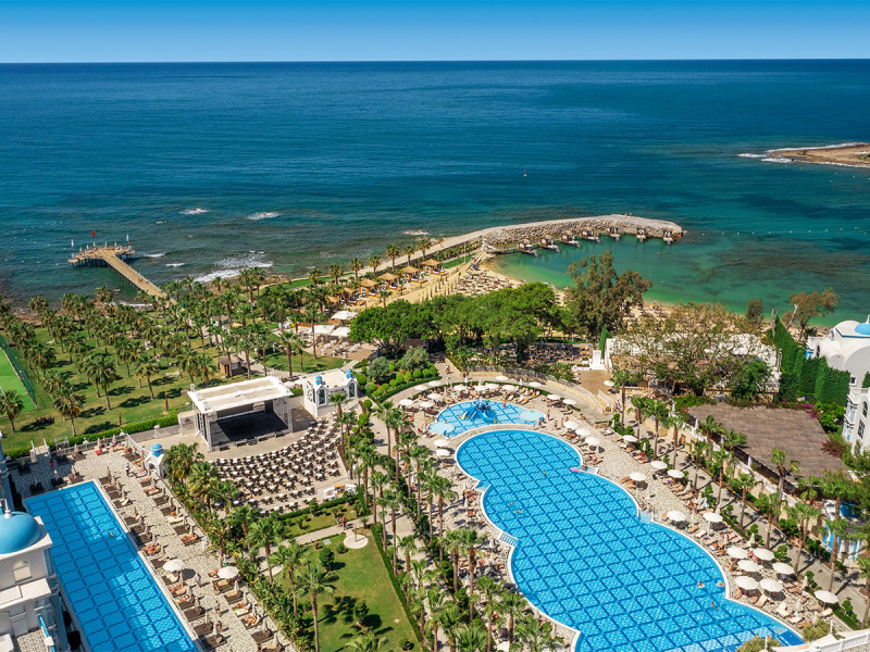 Rubi Platinum Resort