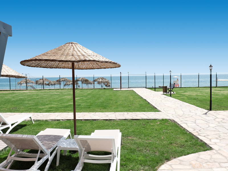 Club Turtas Beach Hotel