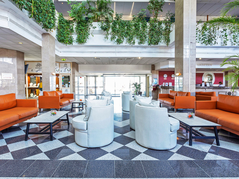 Louis Phaethon Beach