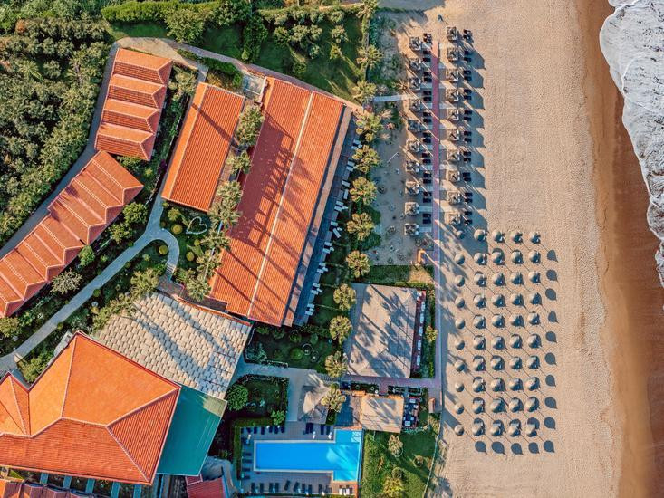 Adora Calma Beach Hotel