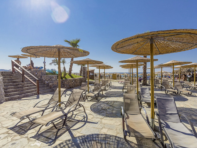 Costa Lindia Beach Resort & Spa