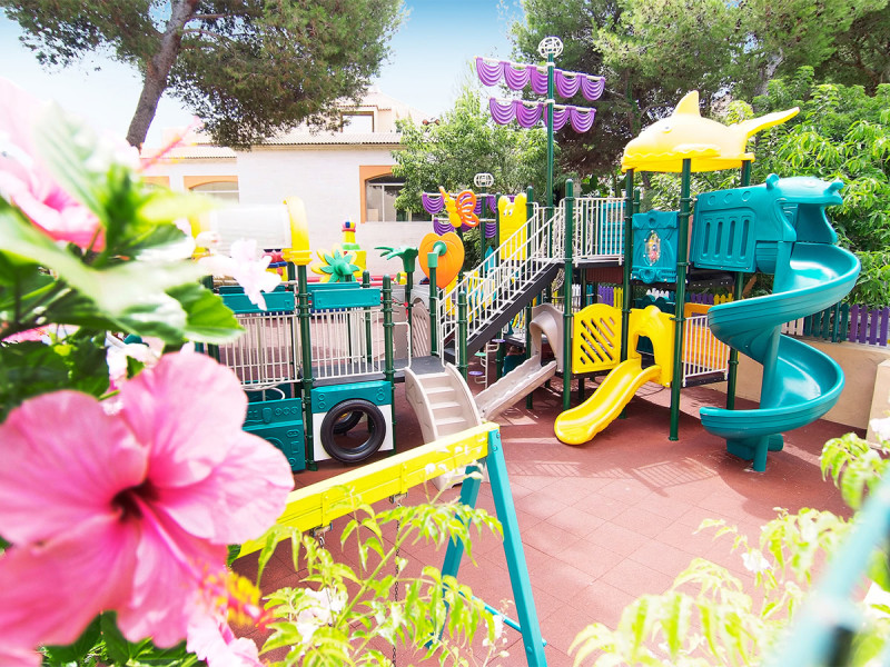 Hotel Zafiro Cala Mesquida