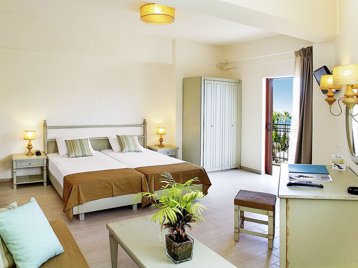 Hotel Almyrida Beach