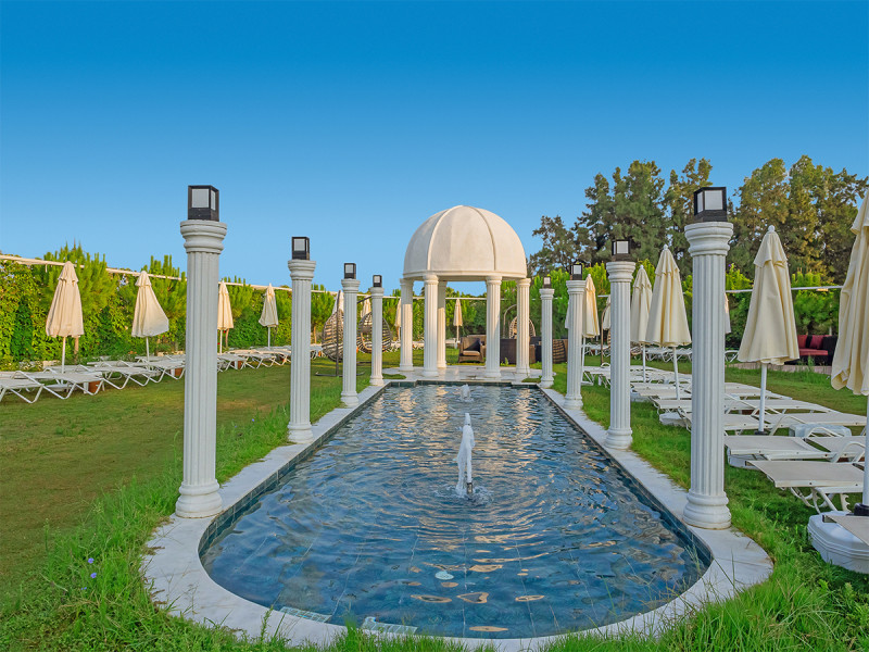 Roma Beach Resort & Spa